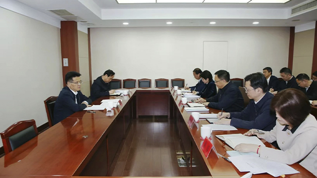 王劍鋒走訪調(diào)研市委組織部